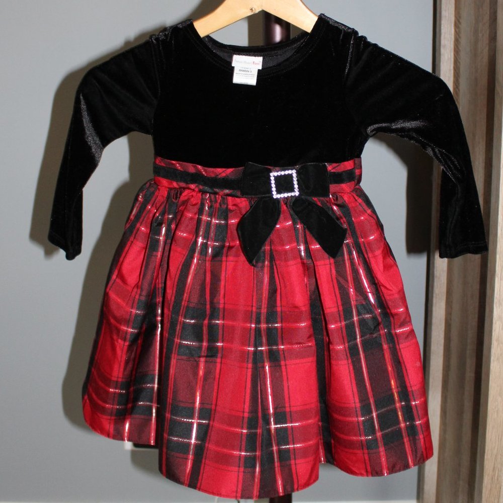 Girl's taffeta plaid Christmas dress